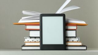 ​紙の本と何が違う？電子書籍の11のメリットと7つのデメリットを解説​ 