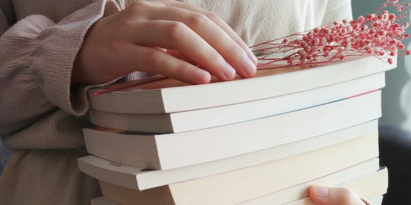 読書量が多い人の特徴とは?苦手克服から読書習慣の作り方まで徹底解説